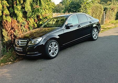 Mercedes-Benz C 180 AVANTGARDE AVANTGARDE