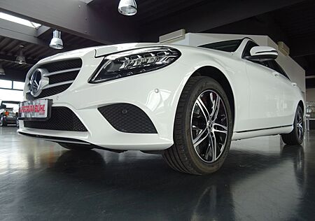 Mercedes-Benz C 200 T 4-Matic/Autom/Navi/LED/PDC+Kamera/1Hand