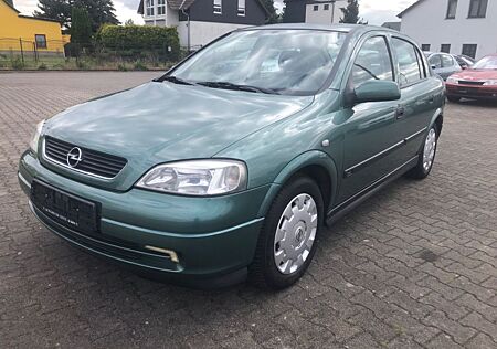 Opel Astra 1.6 Edition 100