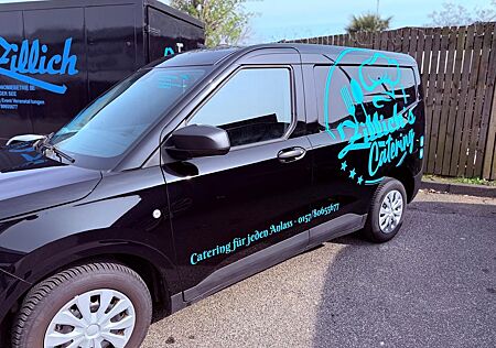 Ford Courier