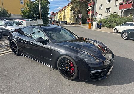 Porsche Panamera GTS