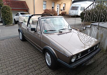 VW Golf Volkswagen   Cabrio  - Ein echter Oldtimer nach §23