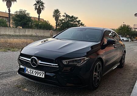 Mercedes-Benz CLA 35 AMG Shooting Brake Mercedes-AMG CLA 3...