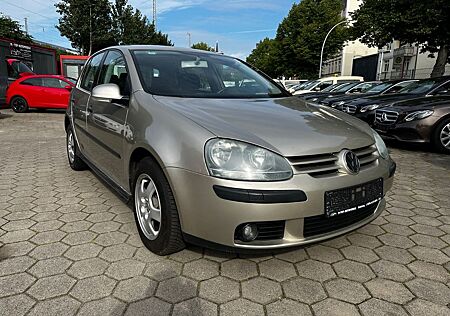 VW Golf Volkswagen 1.6 FSI Comfortline