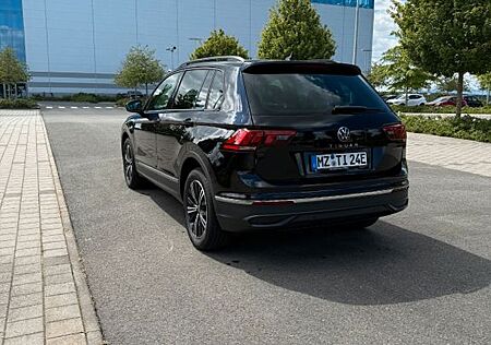 VW Tiguan Volkswagen 1.4 eHybrid OPF DSG Life