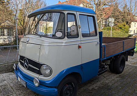 Mercedes-Benz L 319 D