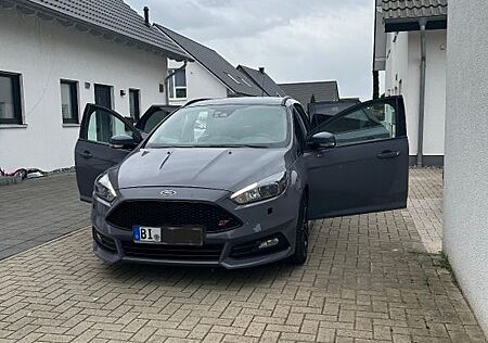 Ford Focus 2,0TDCi ST Leder-Exklusiv-Paket Turnier ST