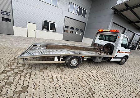 Renault Master Abschleppwagen StandHeizung Klima 3.5-5 t