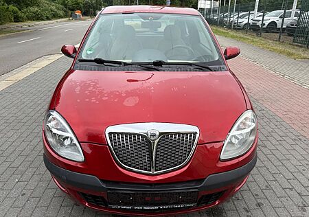 Lancia Ypsilon 1.4 16V Argento DFN