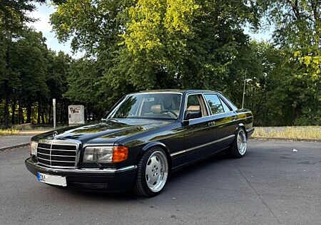 Mercedes-Benz S 300 300SE W126