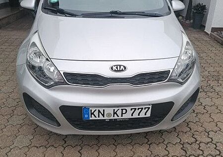 Kia Rio 1.2 Edition 7 *GARAGENFAHRZEUG*TÜV 06/2026*