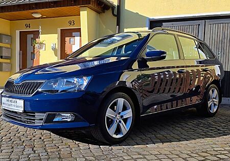 Skoda Fabia Combi "Cool Plus"_Klima_Alufegen_Parkp..