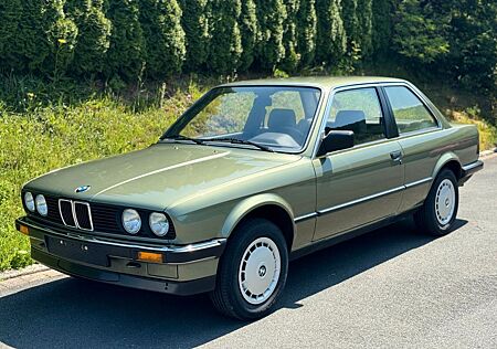 BMW 320i E30 VFL | Original | 51.971 km | H-Zul.