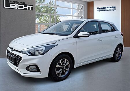 Hyundai i20 Facelift 1.0 Turbo, 100 PS, Trend, Sitzheiz.