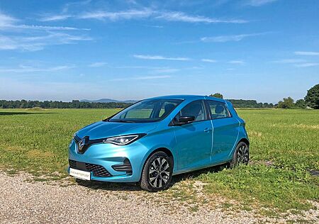 Renault ZOE Evolution / 1. HAND / SCHECKHEFT / CARPLAY