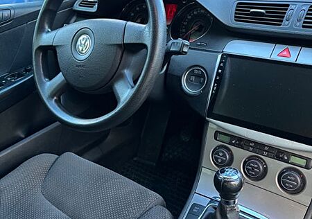 VW Passat Volkswagen 1.6 FSI Comfortline Comfortline