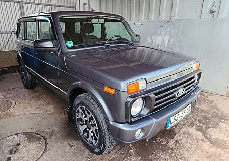 Lada Niva Urban 5-Türer Klima Scheckheft 1. Hand