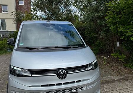 VW T7 Multivan Volkswagen 1,5 TSI OPF DSG Life Life