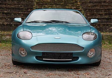 Aston Martin DB7 Vantage Coupe