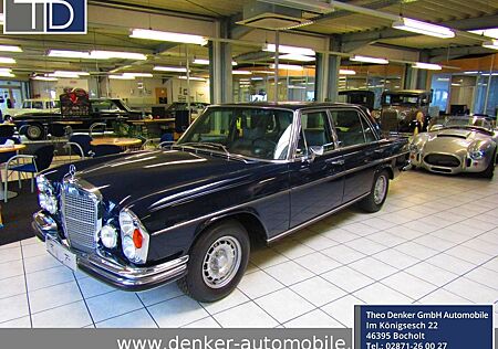 Mercedes-Benz 300 SEL 6,3 W109