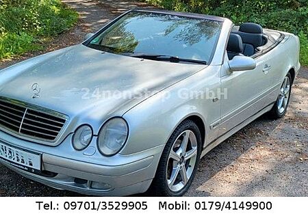 Mercedes-Benz CLK 320
