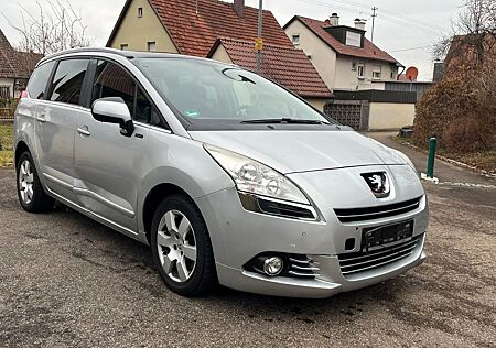Peugeot 5008 Family HDi*Klimaaut.*7-Sitzer*Pano*Euro5*