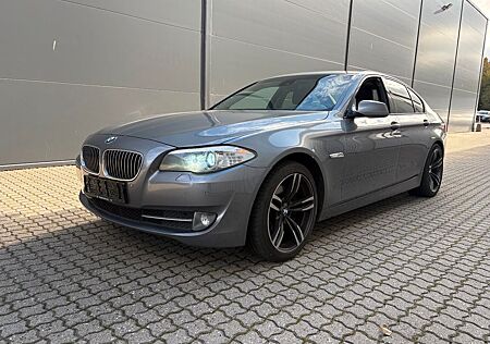 BMW 520d SEDAN *NAVI*SHEIBEDACH* NR. 2573