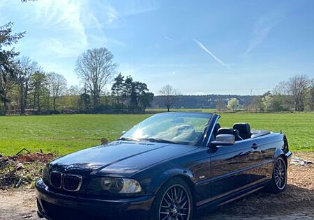 BMW 330Ci Cabrio Orientblau 2003