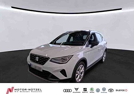 Seat Arona 1.0 TSIFR-LINE LED+NAV+ACC+SHZ+PDC+RFK+AHK