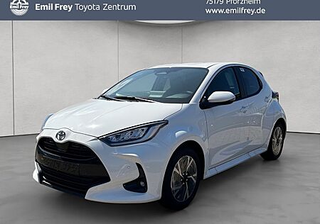 Toyota Yaris Hybrid 116 1.5 VVT-i Teamplayer Safety+Win