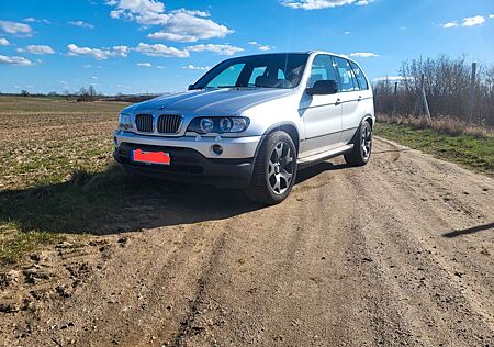 BMW X5 4.4i LPG