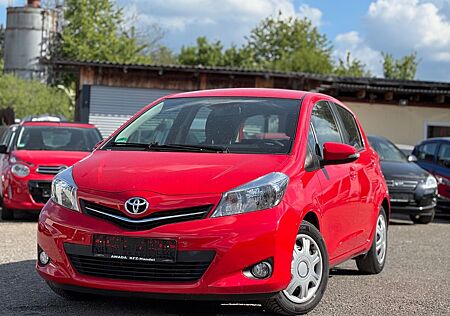 Toyota Yaris Life*HU Neu*