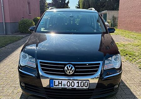 VW Touran Volkswagen 2.0 TDI 103kW DSG DPF -