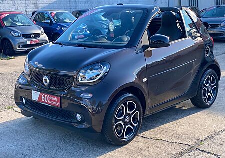 Smart ForTwo Cabrio_Prime_Leder_Navi_Rückfahrkamera_LED&Senso