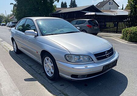 Opel Omega 2.2 16V Elegance