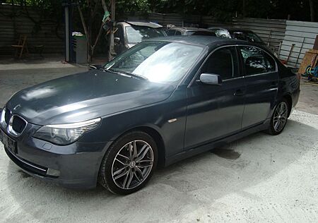 BMW 520i Edition Exclusive AUTOMATIC LEDER NAVI XENO
