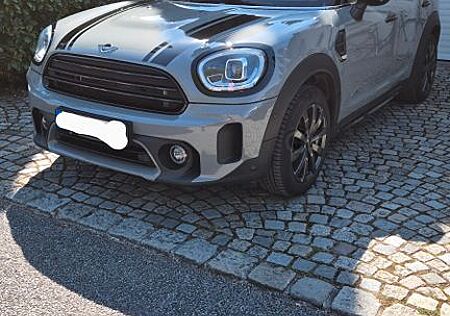 Mini Cooper Countryman Cooper ALL4 AT Classic Tri...