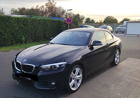 BMW 218i Coupe Aut. Advantage