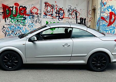 Opel Astra 1.6 ECOTEC Endless Summer 85kW Endless...
