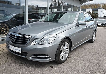 Mercedes-Benz E 200 CGI 7G-AUTOMATIK*AVANTGARDE*PARK*SHZ*NAVI*