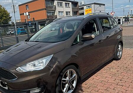 Ford Grand C-Max 1,0 EcoBoost 74kW Trend Trend