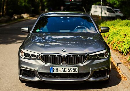 BMW M550i xDrive | HUD | Standheizung | 360°