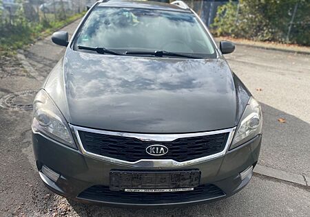 Kia ANDERE Ceed Sportswagon Edition 7