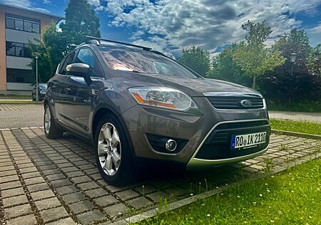 Ford Kuga 2,0 TDCi 4x4 120kW Titanium Titanium