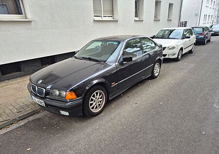 BMW 316i Coupe Sport Edition Sport Edition