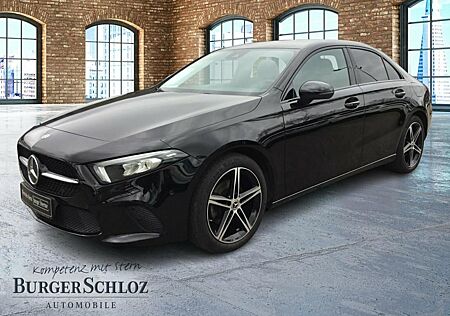 Mercedes-Benz A 200 progressive Night PDC SHZ LED SpurH LM