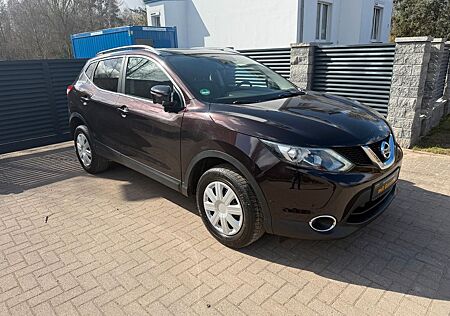 Nissan Qashqai Acenta 4x4 TÜV NEU! 1 HAND! 360 KAMERA!