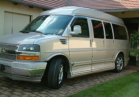 Chevrolet Express 1500 AWD Conversion Van High Top
