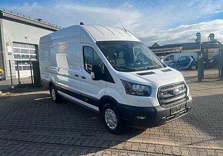 Ford Transit Sehr schöner und Neuwertiger