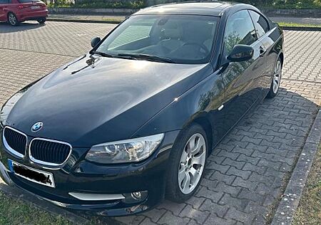 BMW 320i E92